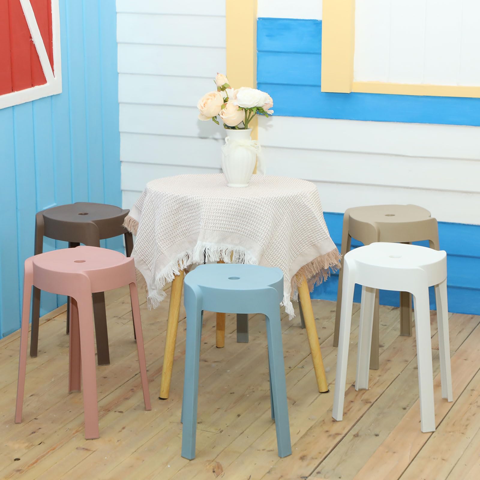 Zestaw 6 plastikowych stołków  – Home Bar Seating recenzja i cena